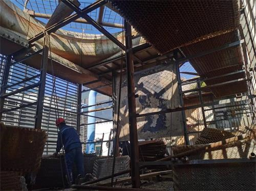 影響閉式冷卻塔盤管內液體溫度的因素是什么？(閉式冷